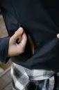 Базовый трикотажный лонгслив из двунити для беременных и кормления в графитовом цвете