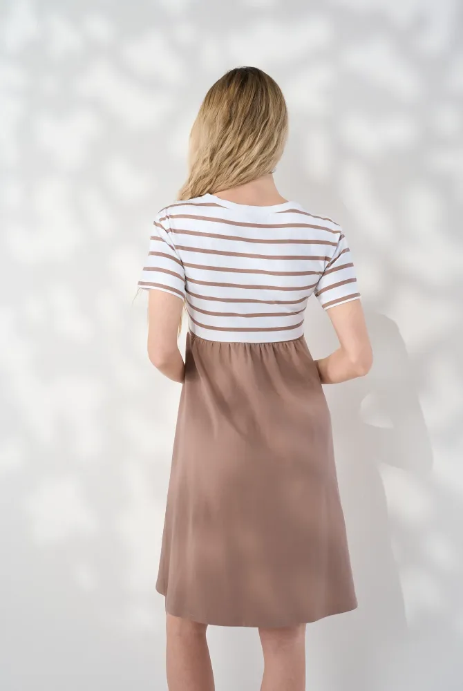 Сукня для вагітних, з секретом для годування Becky, коричнева із смугастим топом Сукня для вагітних, з секретом для годування Becky, коричнева із смугастим топом