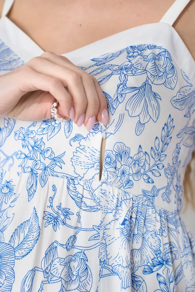 Молочний сарафан із блакитними квітами Amelie, із секретом для годування Молочний сарафан із блакитними квітами Amelie, із секретом для годування