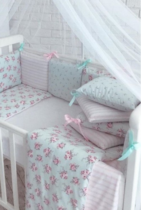 Комплект захисних бортиків в дитяче ліжко Baby Design, Прованс м'ята