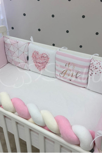 Комплект захисних бортиків в дитяче ліжко Baby Design, Рожева геометрія