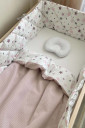 Анатомічна велюрова подушк для новонароджених, молочного кольору