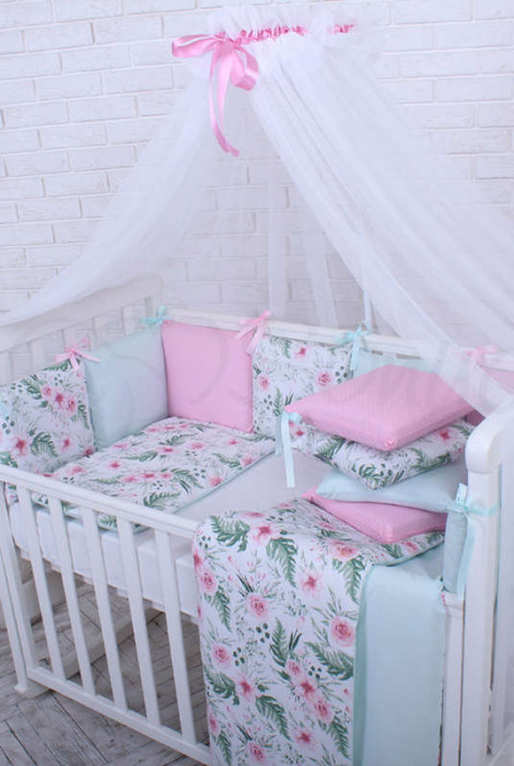 Комплект защитных бортиков в детскую кровать Baby Design, Flowers