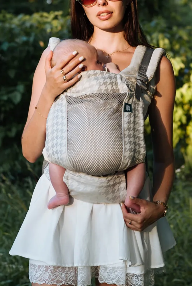 Эрго-рюкзак Love&Carry One Cotton+Bamboo Грейс Эрго-рюкзак Love&Carry One Cotton+Bamboo Грейс