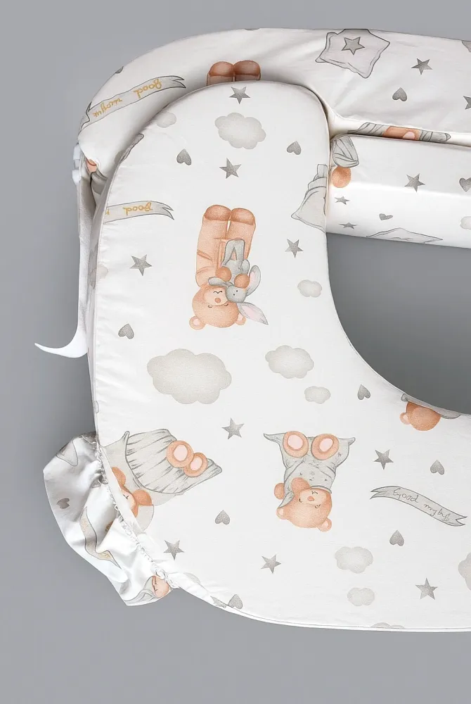 Бавовняна наволочка на ортопедичну подушку для годування двійні, ведмедики на білому тлі Бавовняна наволочка на ортопедичну подушку для годування двійні, ведмедики на білому тлі