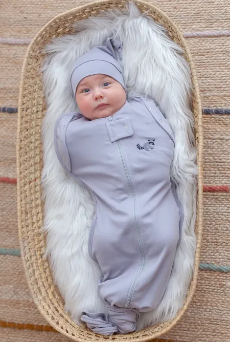 Безразмерная пеленка с вышивкой на змейке Каспер, Енот