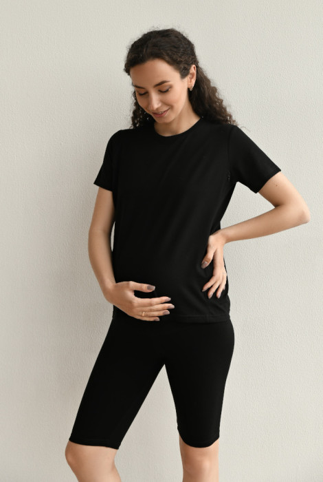 Базовая футболка для беременных и кормления Мамин дом, чёрного цвета