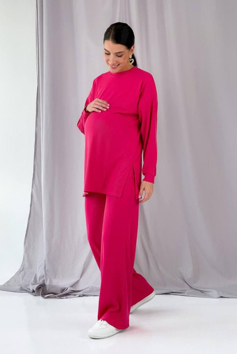 Костюм в рубчик для вагітних 4420138-1 в рожевому кольорі