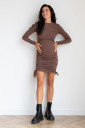 Стильна трикотажна сукня в рубчик із боковими зав'язками, 4288138 коричневий